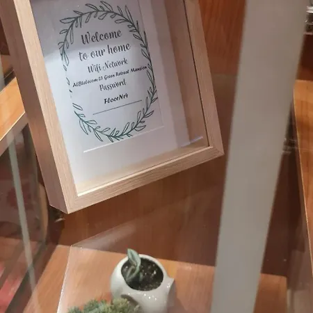 Apartmán The Bloom Veranda - Elegant Center Retreat