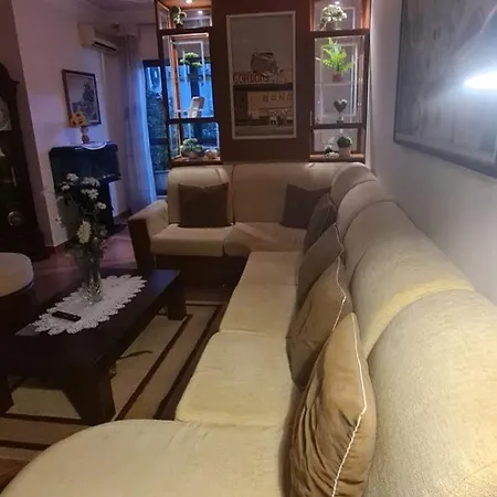 The Bloom Veranda - Elegant Center Retreat * טיראנה