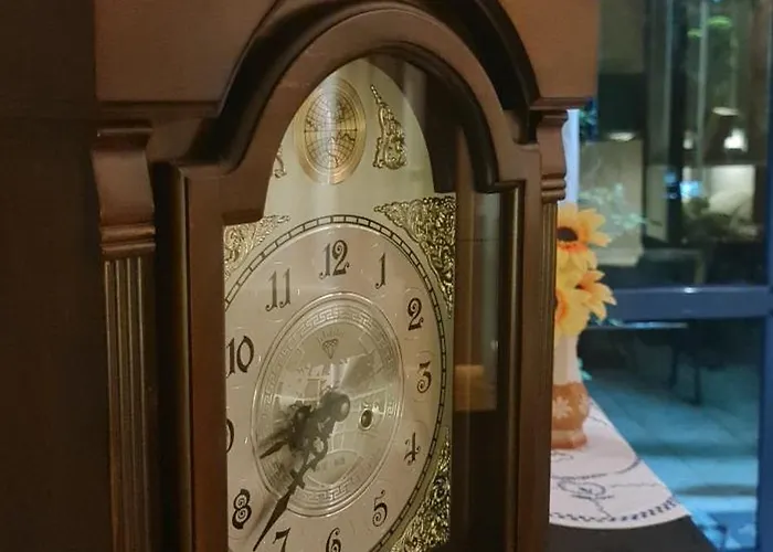 Apartment The Bloom Veranda - Elegant Center Retreat